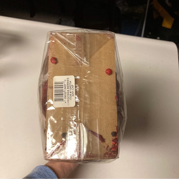 Yankee Candle Christmas Berries Potpourri 10 Oz New Old Stock - Picture 5 of 14